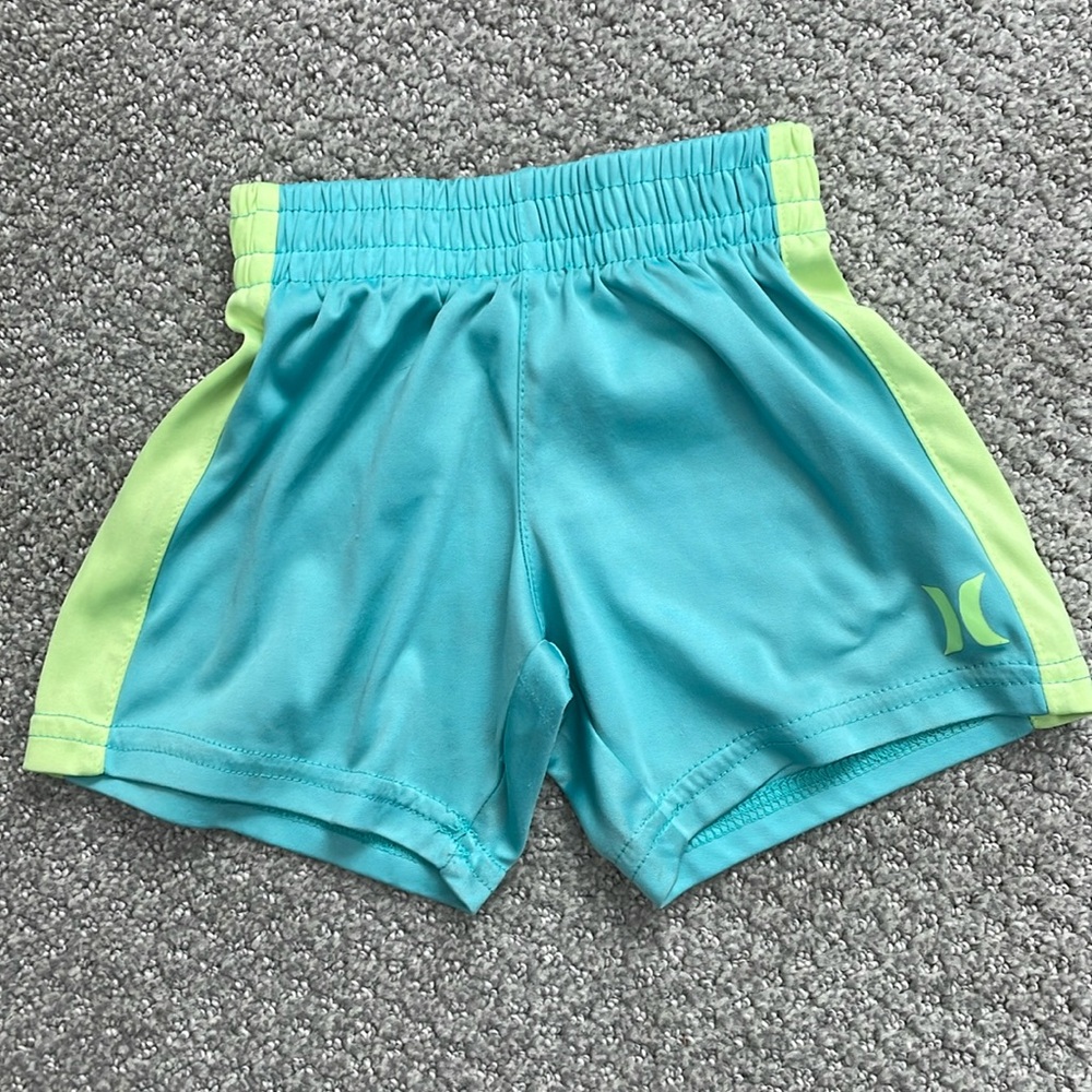 Hurley Boys 2T shorts
